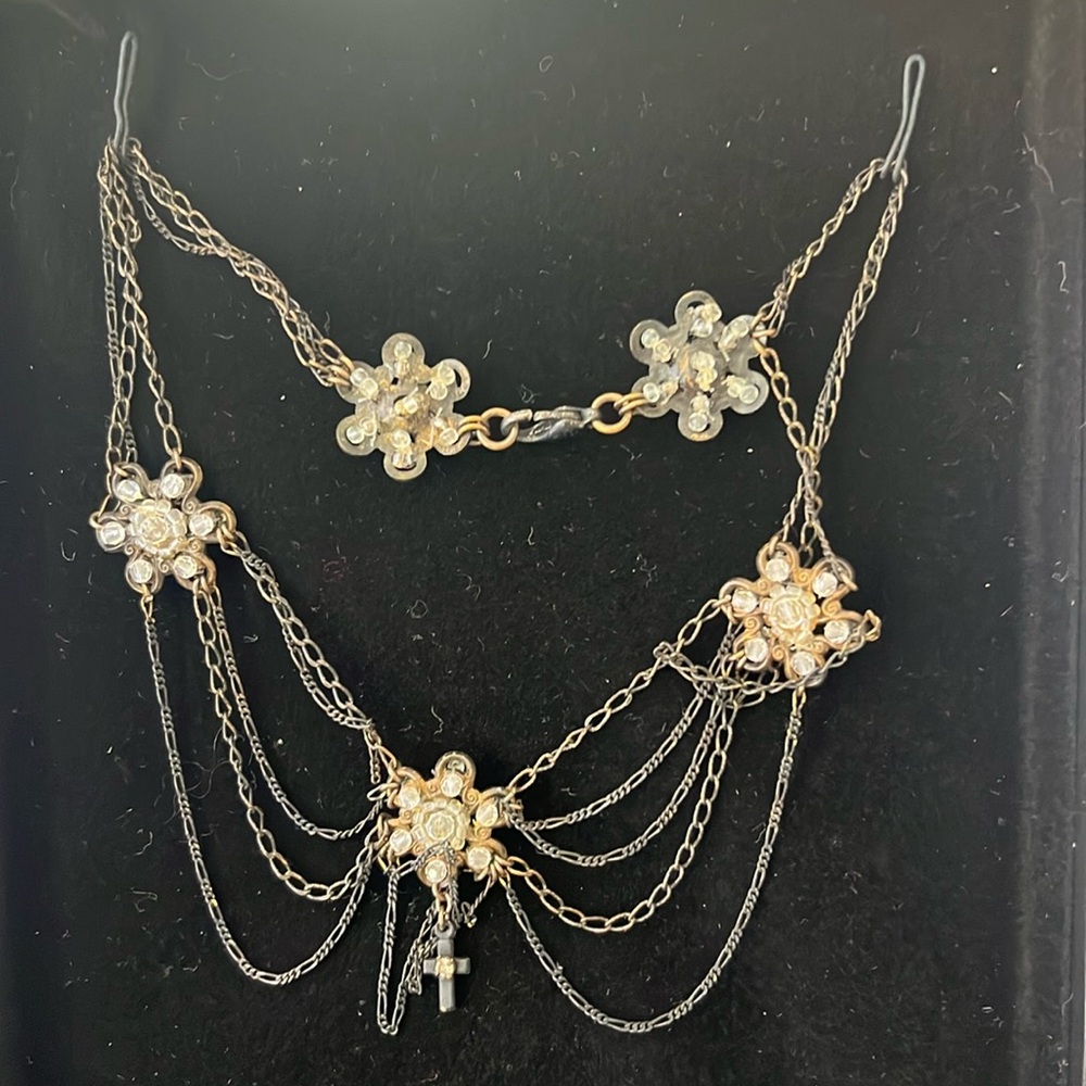 Unique Victorian/gothic choker necklace